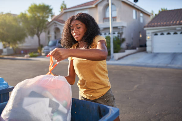 Best Yard Waste Removal  in West Rson, CA